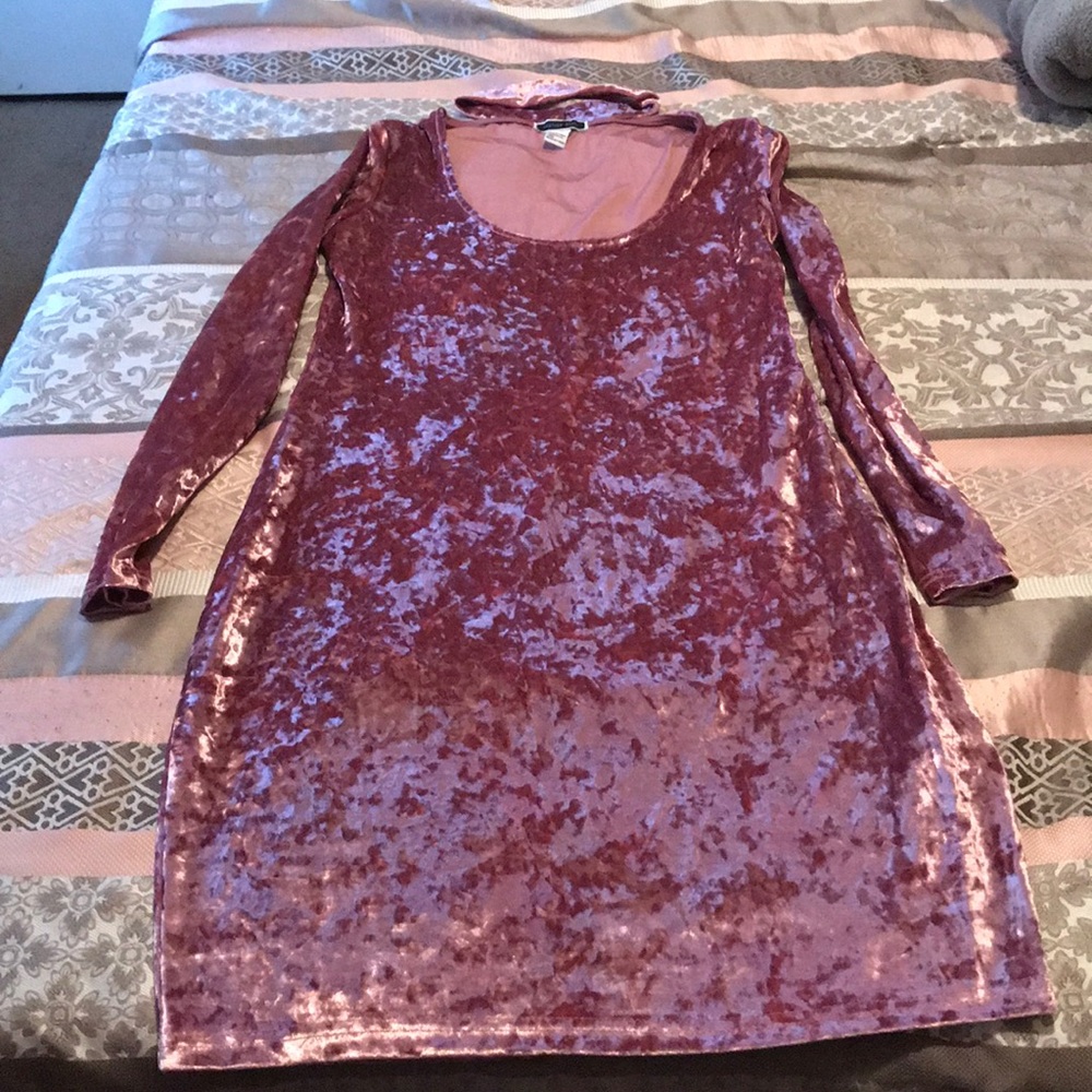 Valor light pink dress